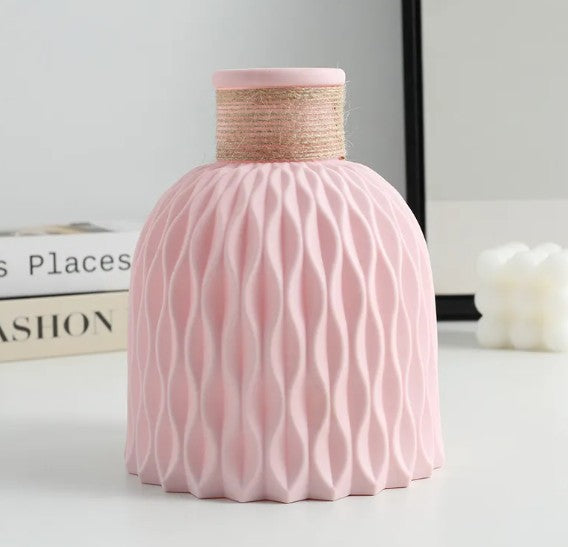 DIY Plastic Flower Vase
